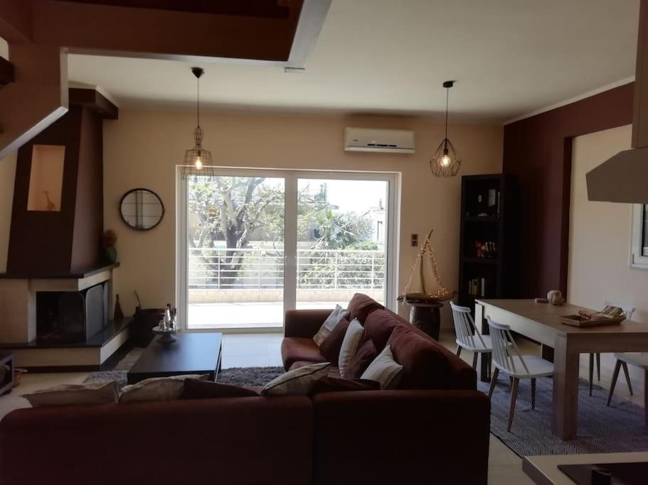 Nikolas Apartment. Aktaio Rio Patra 외부 사진