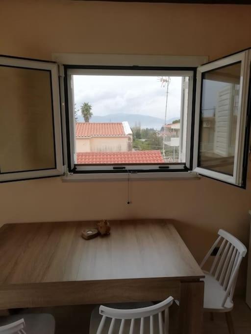 Nikolas Apartment. Aktaio Rio Patra 외부 사진